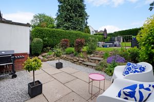 Furniss Avenue Dore